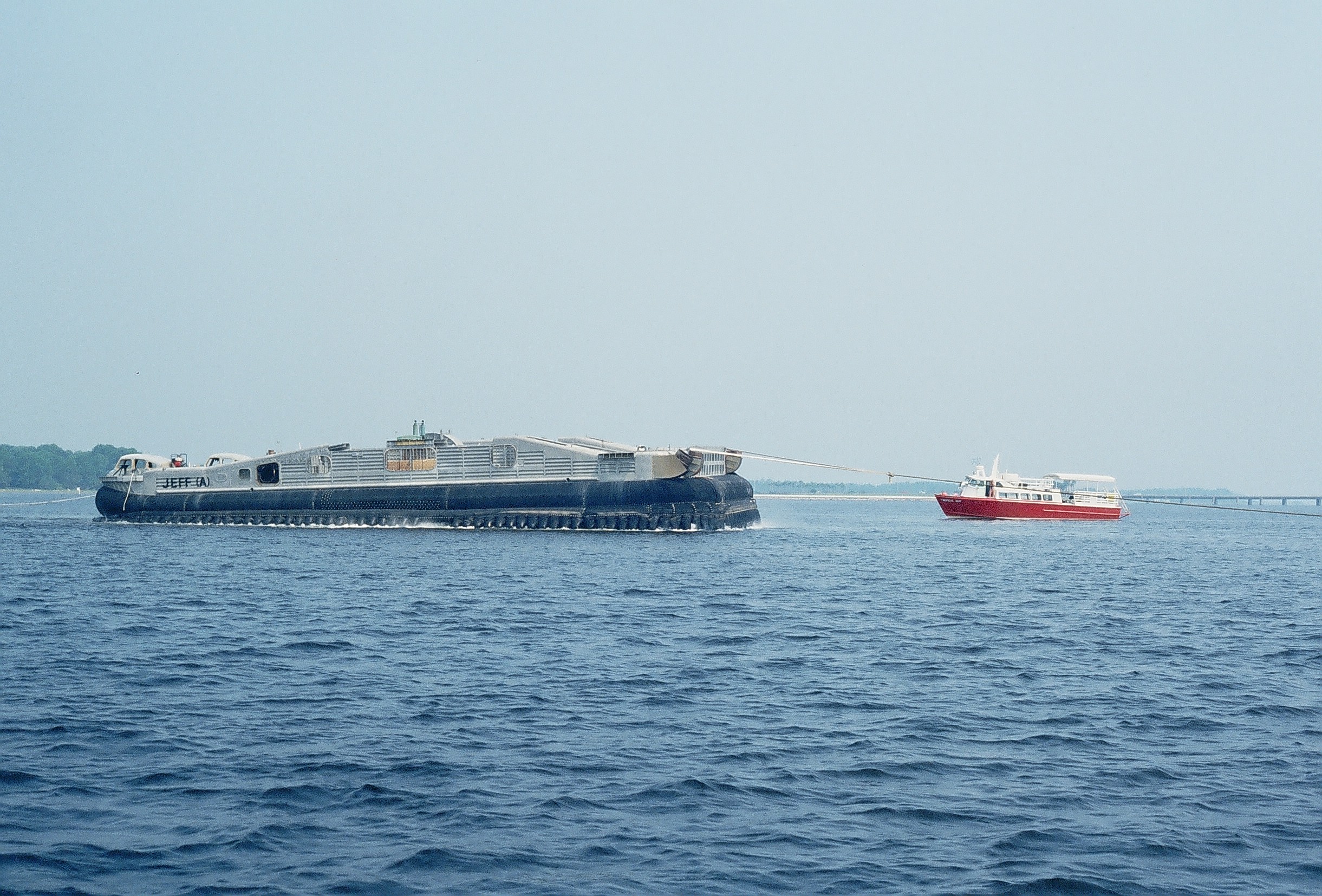 The LCAC/Hovercraft