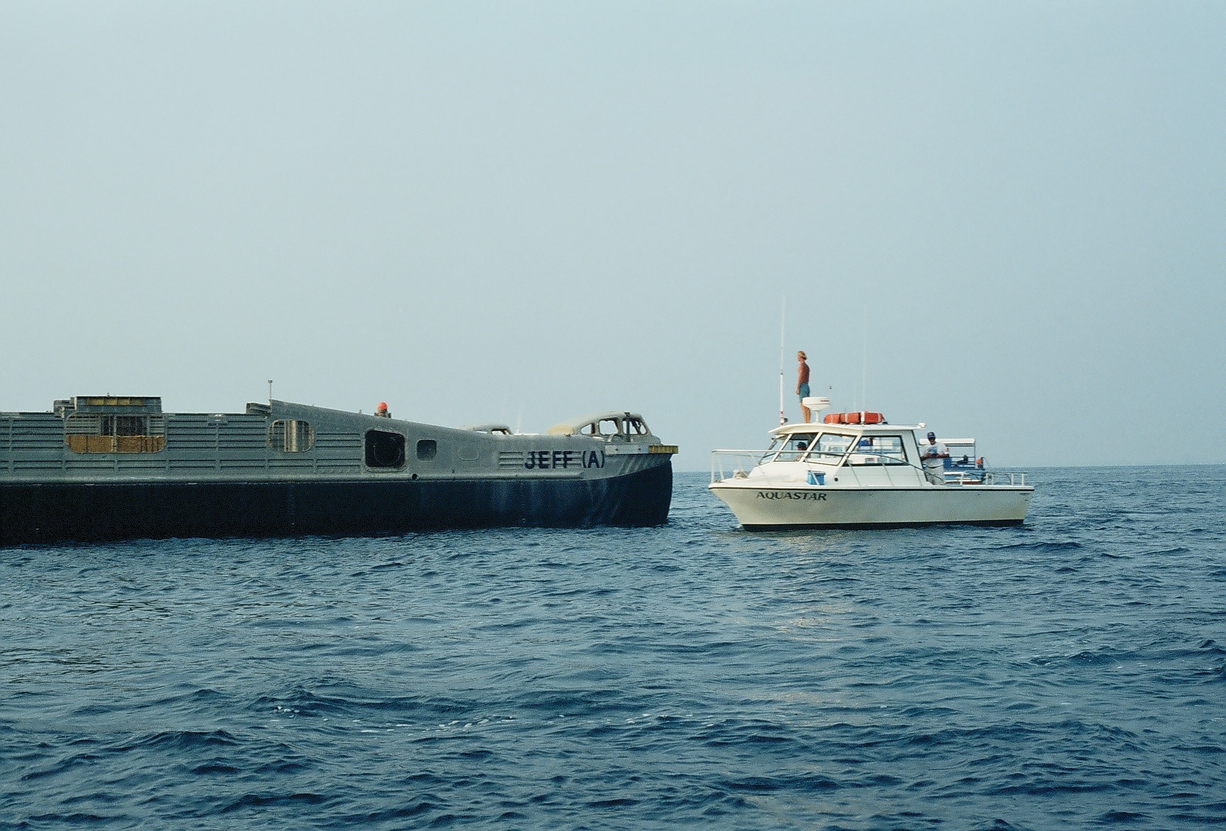 The LCAC/Hovercraft